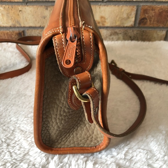 Dooney and Bourke - Picture 6 of 7